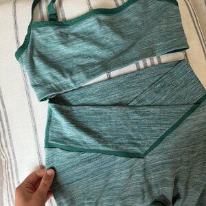 VITALITY Daydream Set / Small TOP + BOTTOM / EVERGREEN